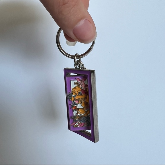 Vintage Disney Spinner Keychain Pooh Bear and Friends - Picture 4 of 9